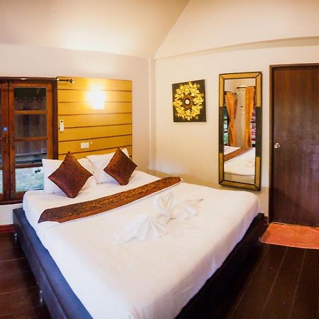 Lipe Sunset Forest Resort Екстериор снимка