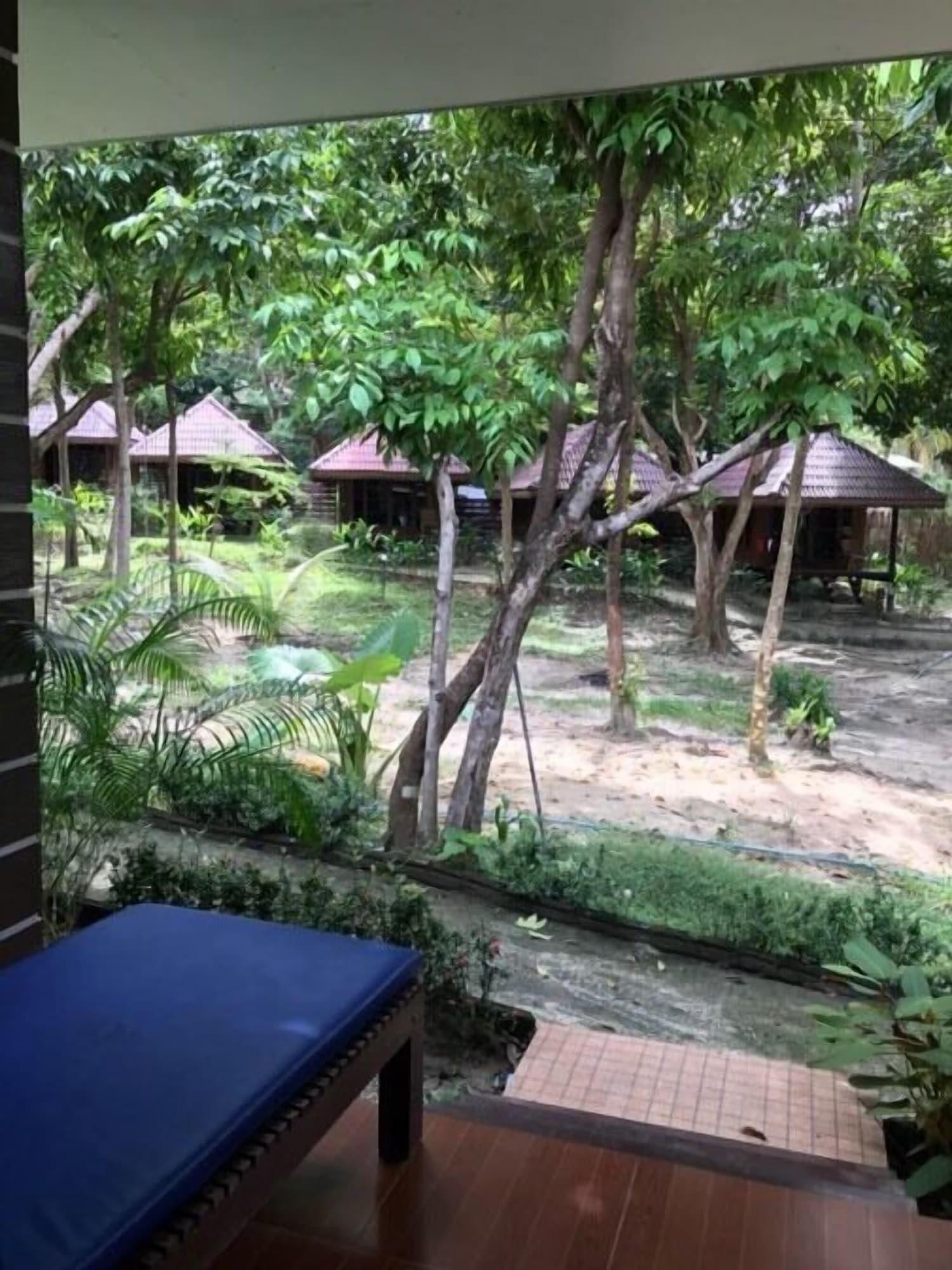 Lipe Sunset Forest Resort Екстериор снимка