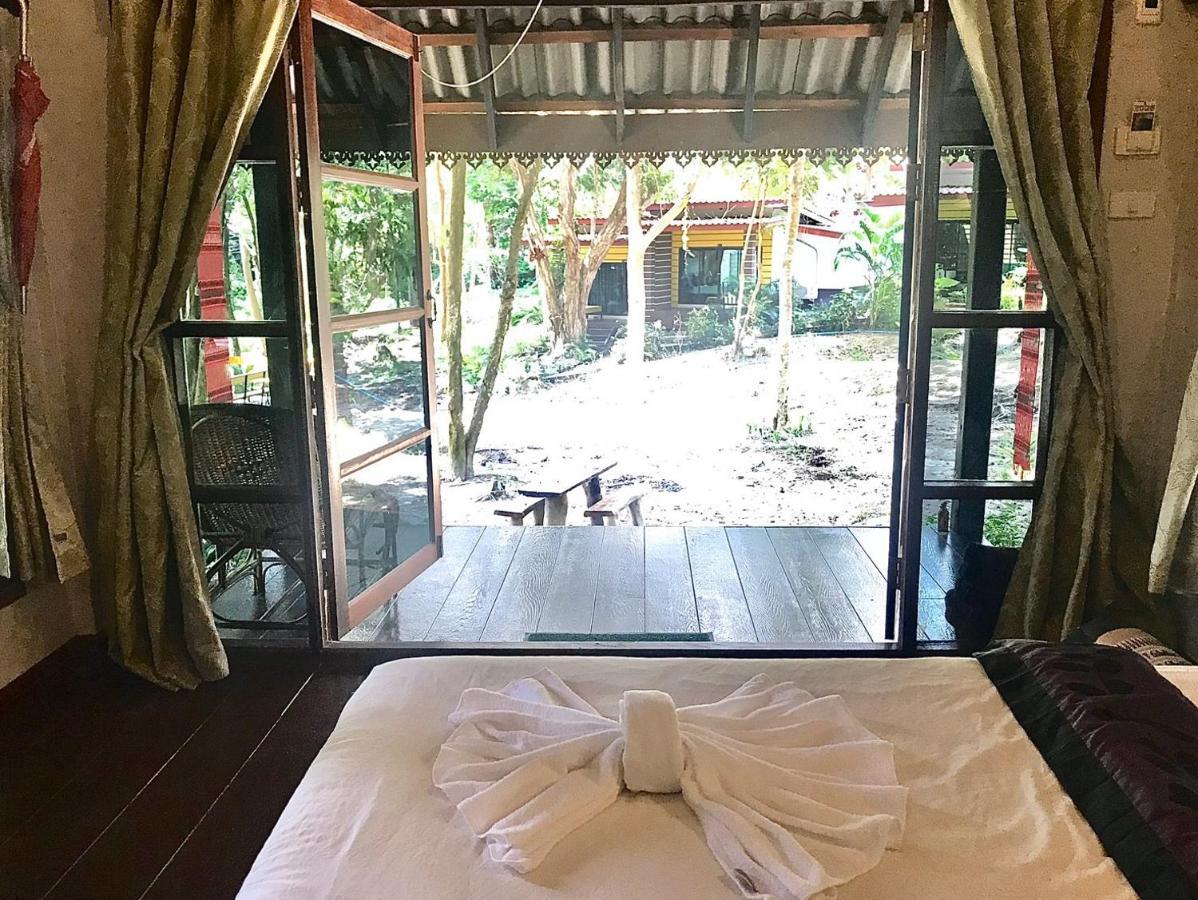 Lipe Sunset Forest Resort Екстериор снимка