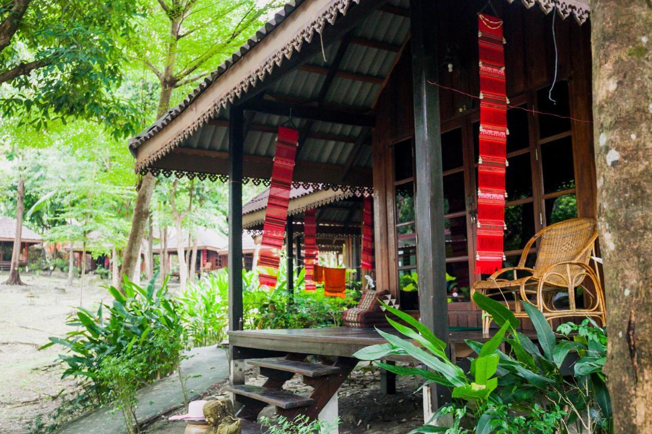 Lipe Sunset Forest Resort Екстериор снимка