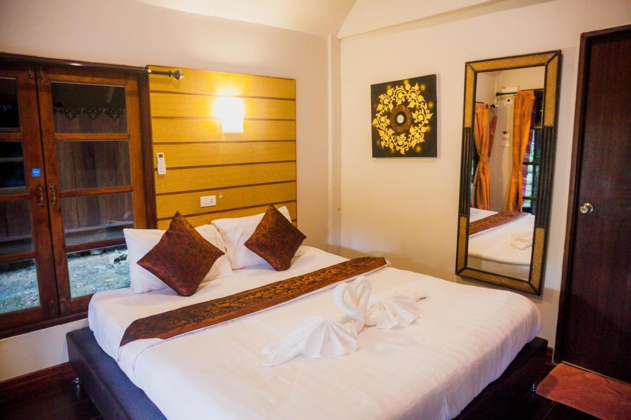 Lipe Sunset Forest Resort Екстериор снимка
